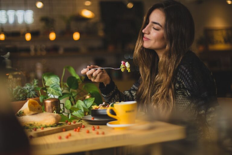 Photo Logistyka w sektorze spożywczym: Sekrety efektywnej dostawy warzyw i owoców do sklepów i restauracji